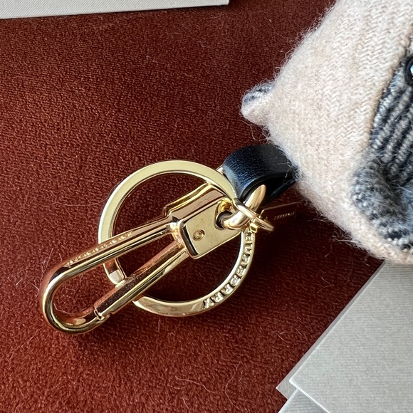 💯Authentic BURBERRY Thomas Bear Charm in Trench CoatPrice key - Picture 5 of 6